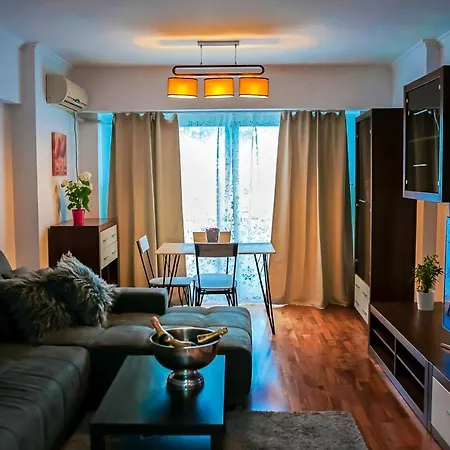 Apartment Unirii Square
